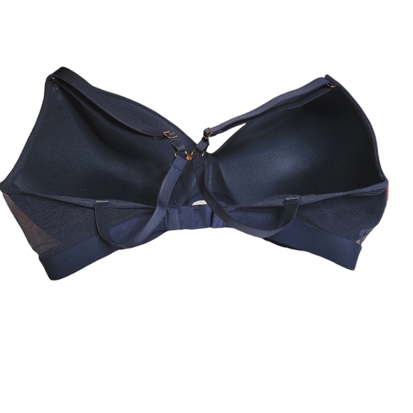 Lively floral bra-converable racerback. - Picture 4 of 9